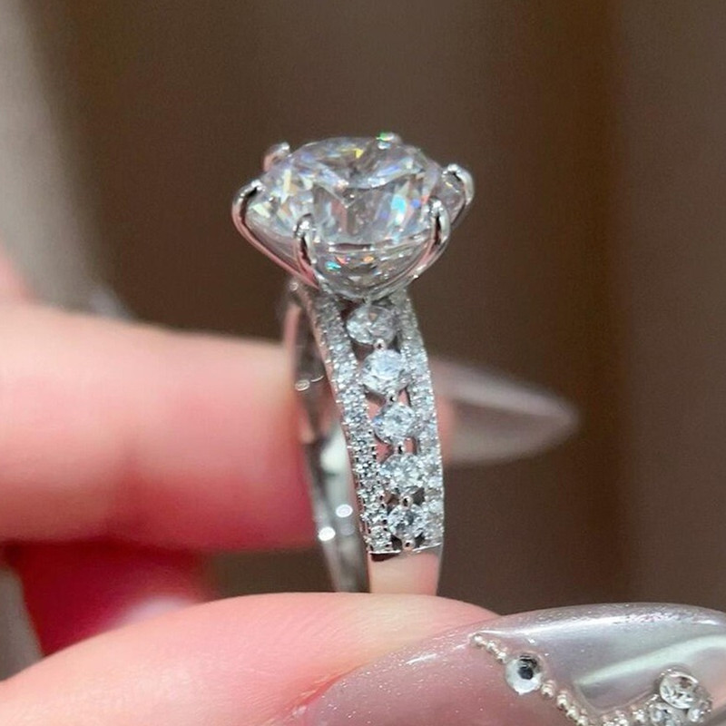 4 Carats High Sparkle Classic  - Moissanite Engagement Ring 1 Carat 评论和价格